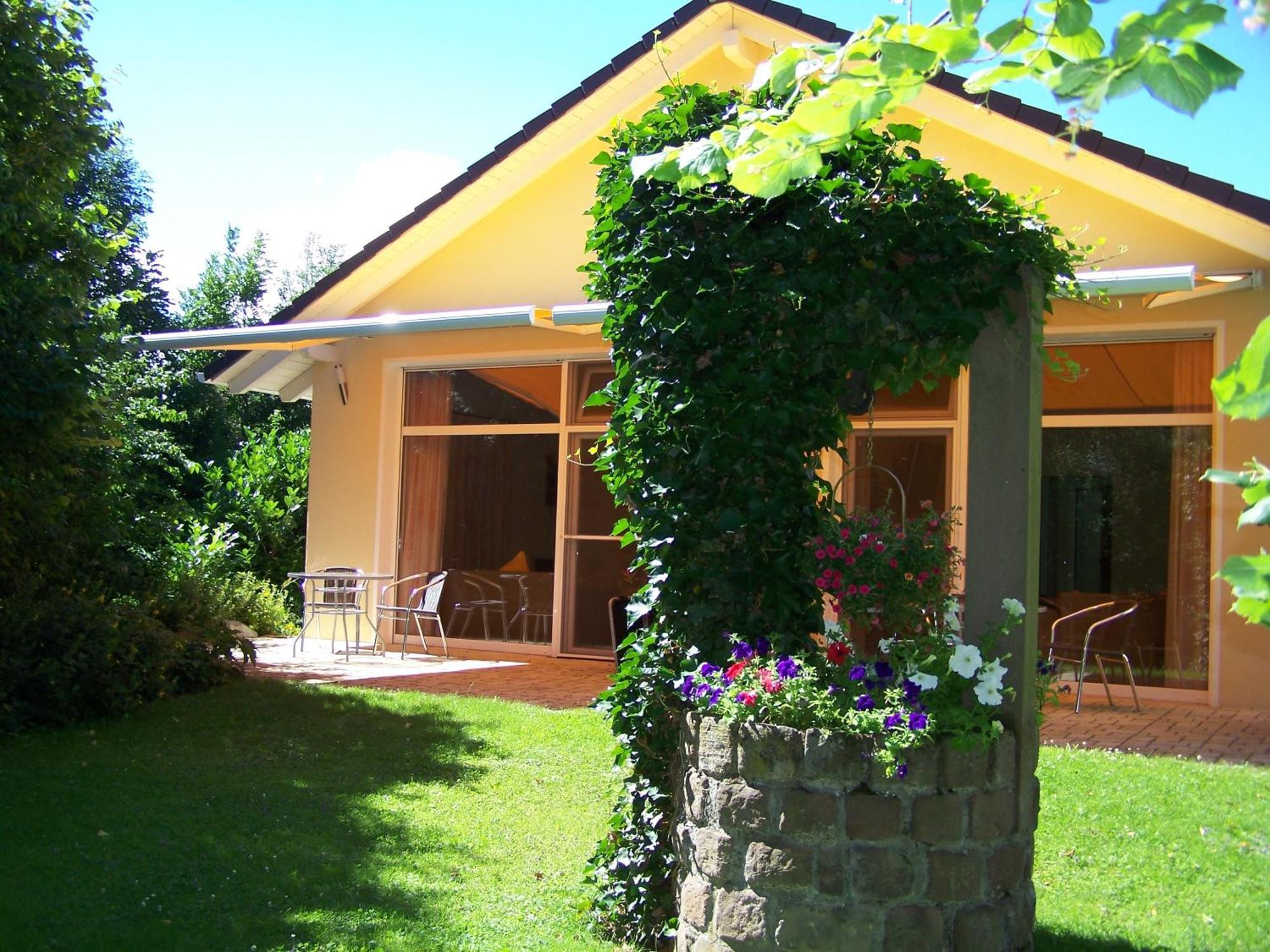 Badische Landoase Aparthotel Kehl ภายนอก รูปภาพ